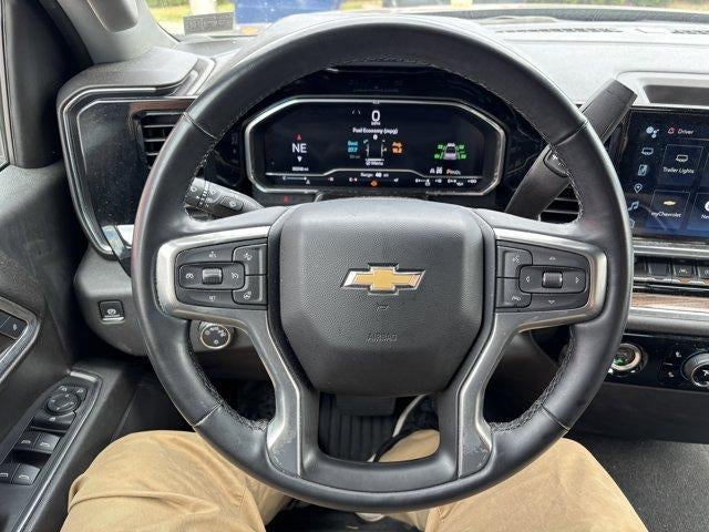 2024 Chevrolet Silverado 1500 Crew Cab Short Box 4-Wheel Drive LT 2FL