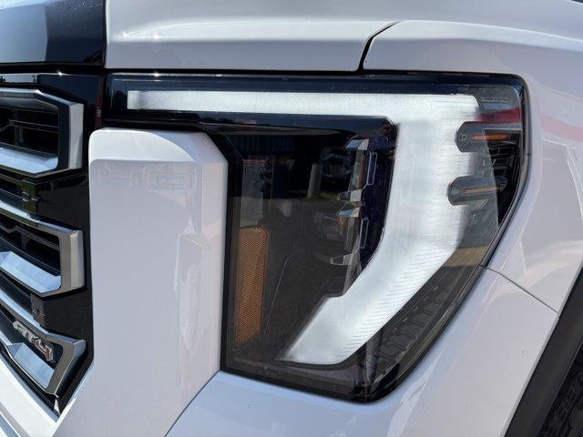 2025 GMC Sierra 3500HD Crew Cab Standard Box 4-Wheel Drive AT4