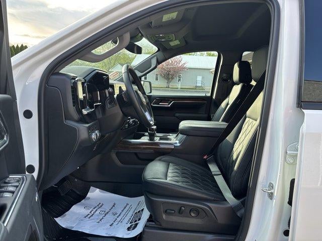 2025 GMC Sierra 1500 Crew Cab Short Box 4-Wheel Drive Elevation 3SB