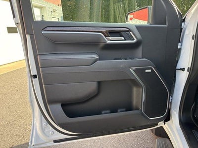 2025 GMC Sierra 1500 Crew Cab Short Box 4-Wheel Drive Elevation 3SB