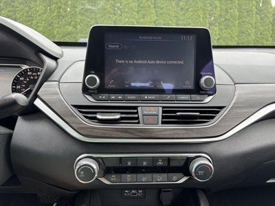 2025 Nissan Altima SV FWD