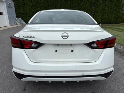 2025 Nissan Altima SV FWD
