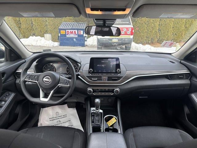2024 Nissan Altima 2.5 SV Sedan