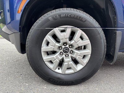 2023 Nissan Frontier Crew Cab 4x4 SV Auto