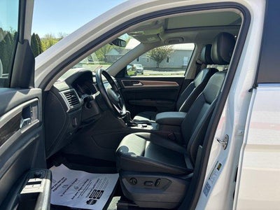 2021 Volkswagen Atlas 3.6L V6 SE w/Technology 4MOTION *Ltd Avail*