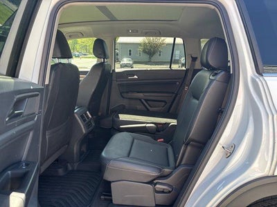 2021 Volkswagen Atlas 3.6L V6 SE w/Technology 4MOTION *Ltd Avail*