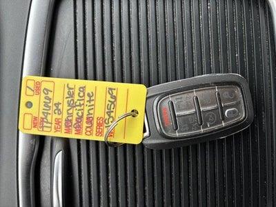 2024 Chrysler Pacifica Touring L FWD