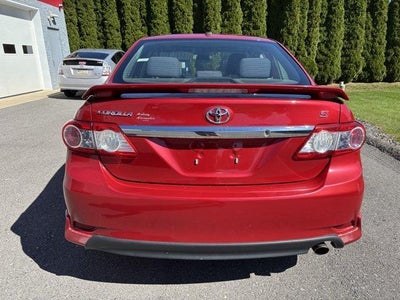 2013 Toyota Corolla 4dr Sdn Auto S (Natl)