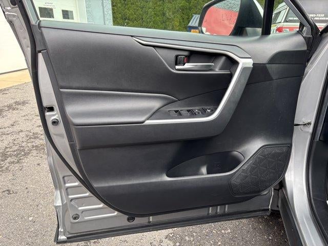 2019 Toyota RAV4 XLE Premium AWD (Natl)