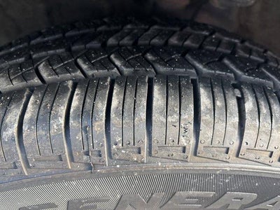 2017 Toyota RAV4 LE AWD (Natl)