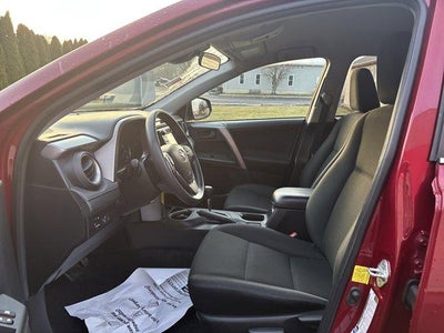 2018 Toyota RAV4 LE AWD (Natl)