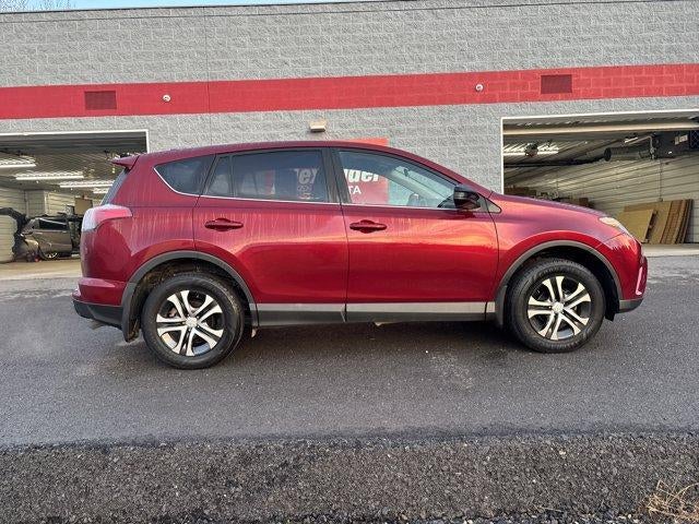 2018 Toyota RAV4 LE AWD (Natl)