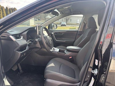 2025 Toyota RAV4 LE AWD (Natl)