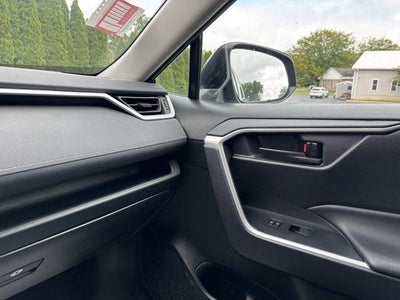 2025 Toyota RAV4 LE AWD (Natl)