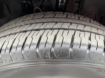 2025 Toyota RAV4 LE AWD (Natl)