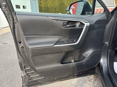 2025 Toyota RAV4 LE AWD (Natl)