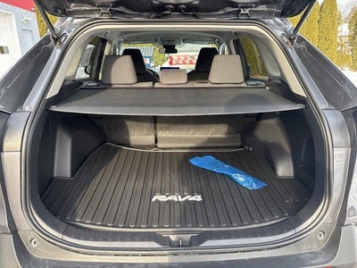 2025 Toyota RAV4 LE AWD (Natl)