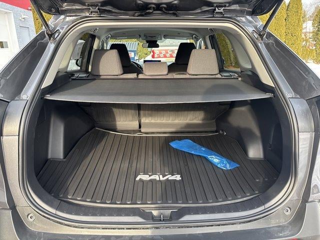 2025 Toyota RAV4 LE AWD (Natl)