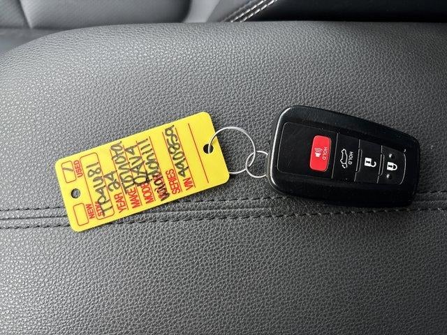 2024 Toyota RAV4 Limited AWD (GS)