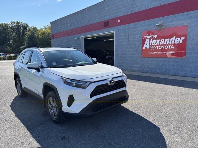 2025 Toyota RAV4 XLE AWD (Natl)