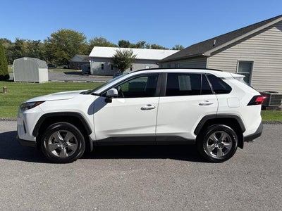 2025 Toyota RAV4 XLE AWD (Natl)