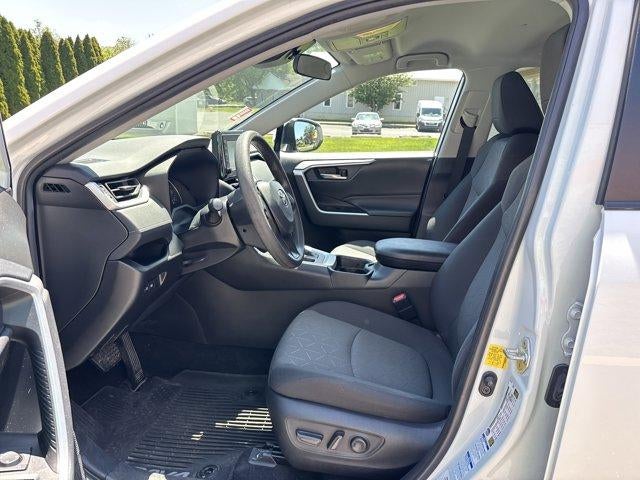 2020 Toyota RAV4 XLE AWD (Natl)