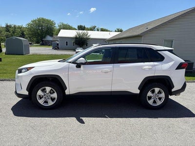 2020 Toyota RAV4 XLE AWD (Natl)