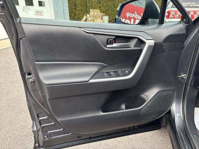 2021 Toyota RAV4 XLE AWD (Natl)