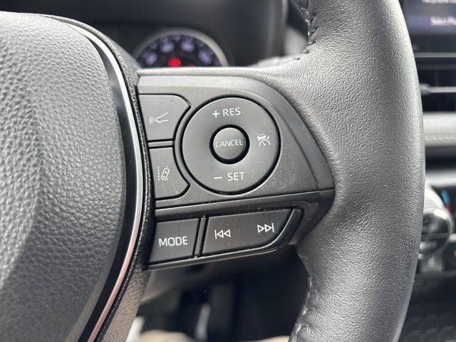 2021 Toyota RAV4 XLE AWD (Natl)