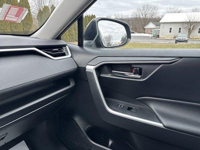 2021 Toyota RAV4 XLE AWD (Natl)