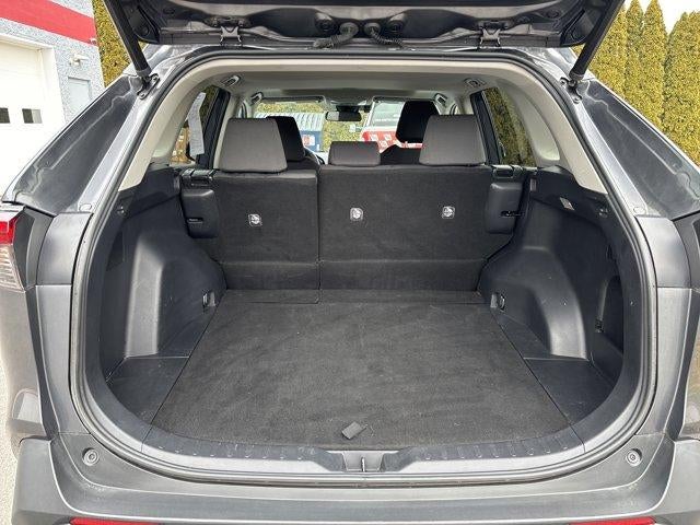 2021 Toyota RAV4 XLE AWD (Natl)