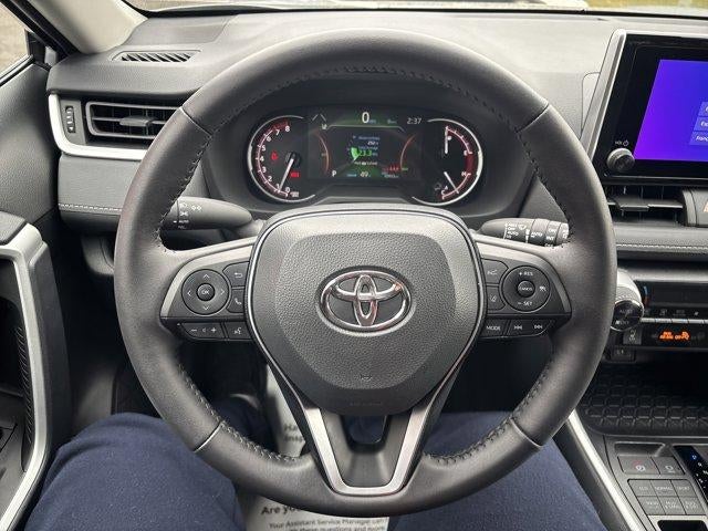 2025 Toyota RAV4 XLE AWD (Natl)