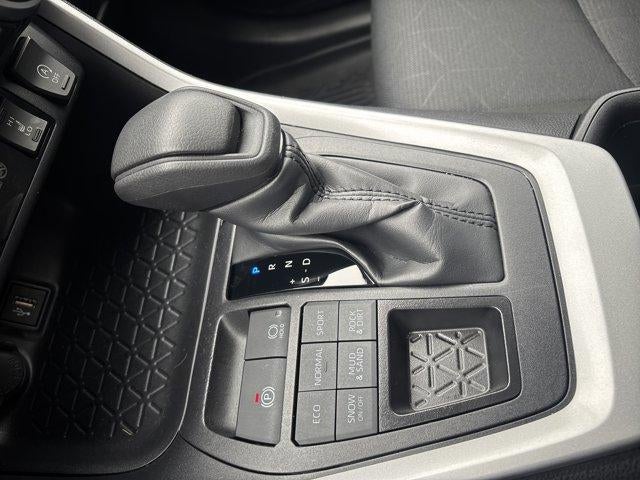 2025 Toyota RAV4 XLE AWD (Natl)