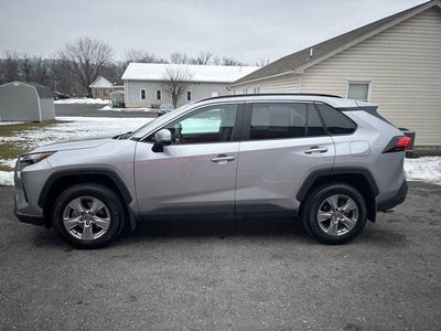 2025 Toyota RAV4 XLE AWD (Natl)