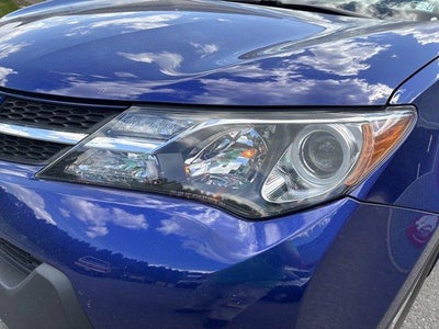 2014 Toyota RAV4 AWD 4dr XLE (Natl)