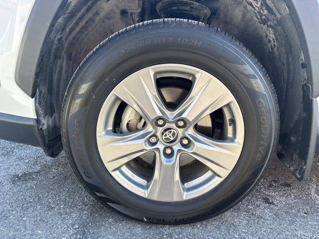 2023 Toyota RAV4 Hybrid XLE AWD (Natl)