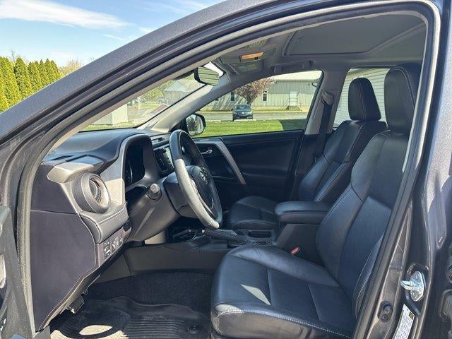 2017 Toyota RAV4 Limited FWD (Natl)