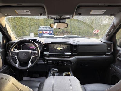 2024 Chevrolet Silverado 1500 Crew Cab Standard Box 4-Wheel Drive LT Trail Boss