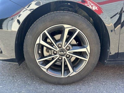 2022 Kia Forte LXS IVT
