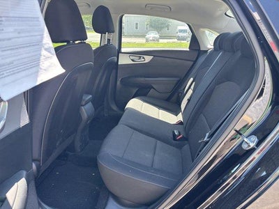2022 Kia Forte LXS IVT