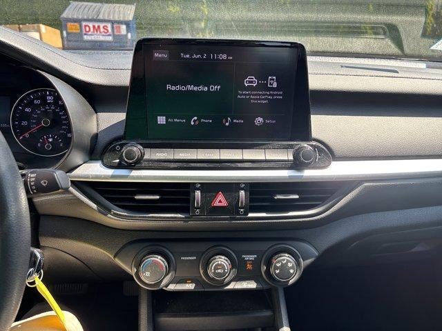 2022 Kia Forte LXS IVT