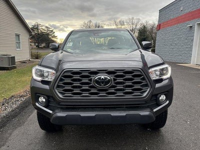 2023 Toyota Tacoma 4WD 4WD SR Double Cab 5' Bed V6 AT (GS)