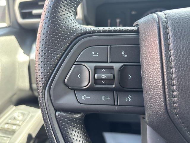 2026 Toyota Tacoma 2WD 2WD SR5 Double Cab 5' Bed AT (SE)