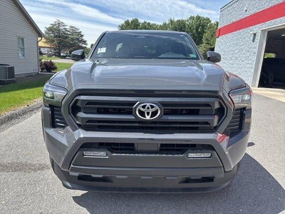 2026 Toyota Tacoma 2WD 2WD SR5 Double Cab 5' Bed AT (SE)