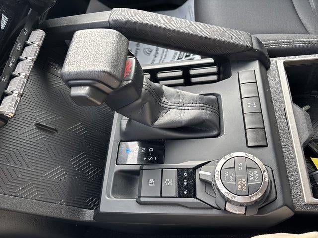 2024 Toyota Tacoma 4WD 4WD TRD Off Road Double Cab 5' Bed AT (Natl)