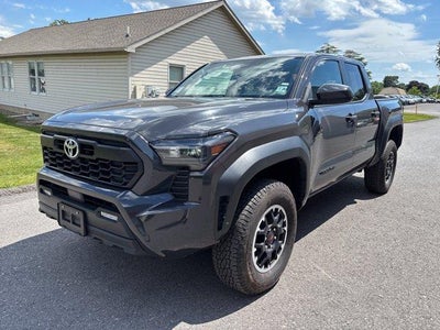 2024 Toyota Tacoma 4WD 4WD TRD Off Road Double Cab 5' Bed AT (Natl)