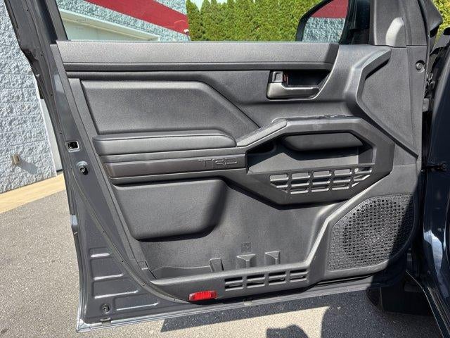 2026 Toyota Tacoma 4WD 4WD TRD Off Road Double Cab 5' Bed AT (Natl)