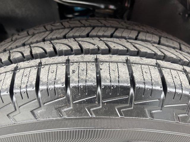 2021 Toyota Tacoma 4WD 4WD TRD Off Road Double Cab 5' Bed V6 MT (Natl)