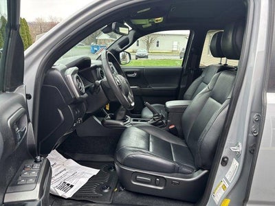 2021 Toyota Tacoma 4WD 4WD TRD Off Road Double Cab 5' Bed V6 MT (Natl)