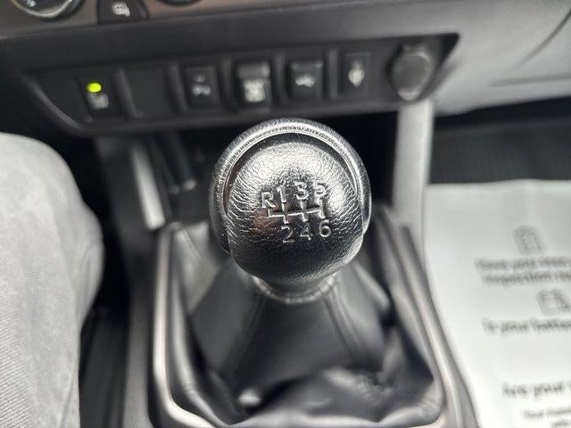 2021 Toyota Tacoma 4WD 4WD TRD Off Road Double Cab 5' Bed V6 MT (Natl)